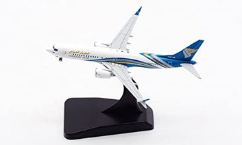 Oman Air Boeing WY737 Die-Cast Model Plane – 43–47cm
