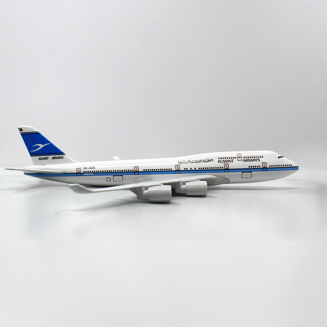 Kuwait Airways Boeing KW747 Die-Cast Model Plane – 14–16cm