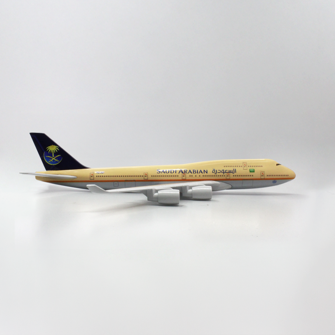 Saudia Boeing SA747 Die-Cast Model Plane – 14–16cm | LIMITED EDITION