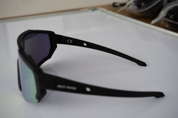 Darkhorse Sunglasses – Sports sunglasses built by athletes, for athletes - SUNBEAM
