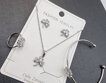 Silver Clover Crystal Jewelry Set